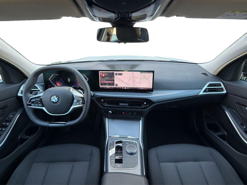 BMW 318 i G21 Touring Aut. | WIDESCREEN | RF-KAMERA — photo 8