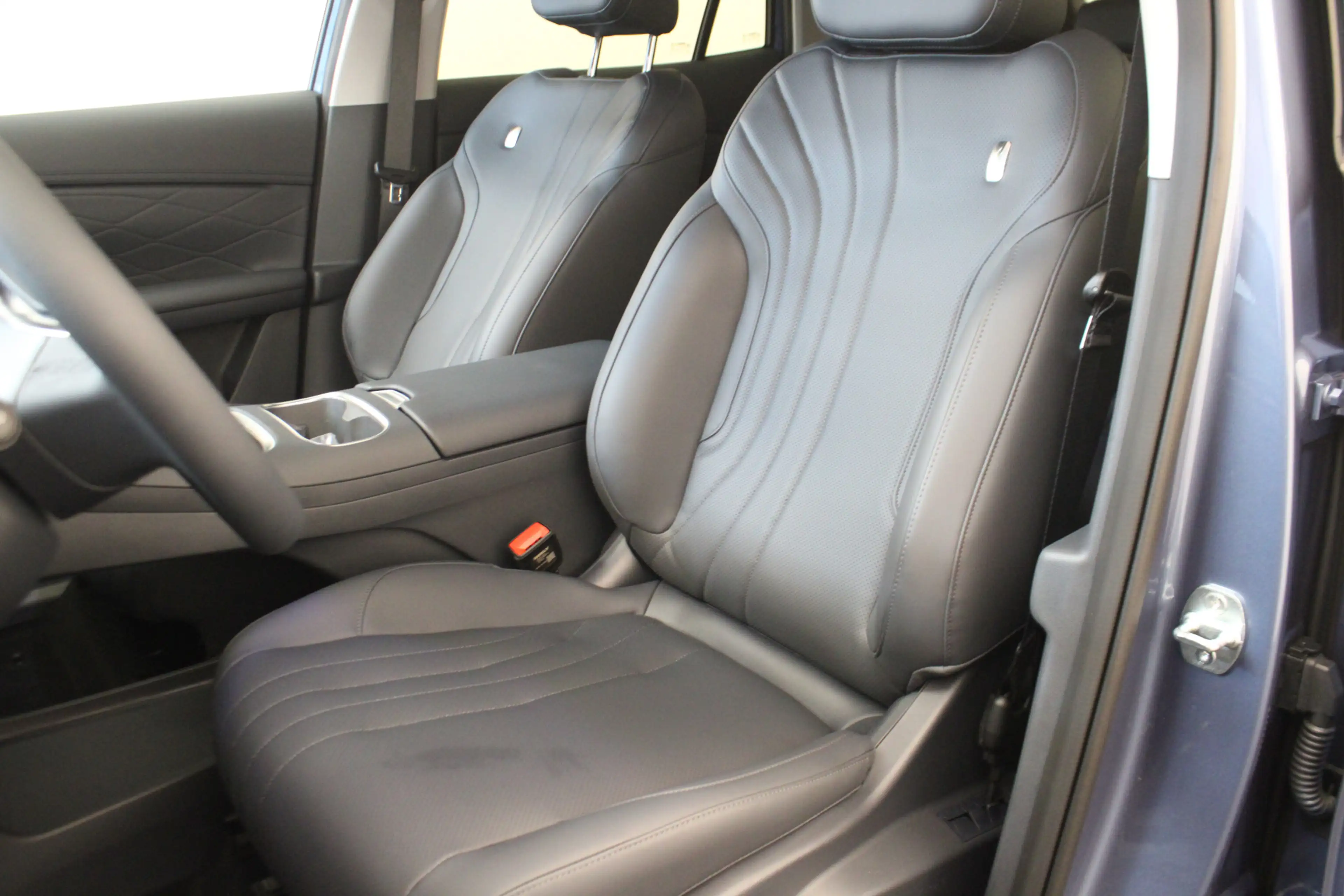 Geely Starray EM-i 1.5 Pro — photo 10