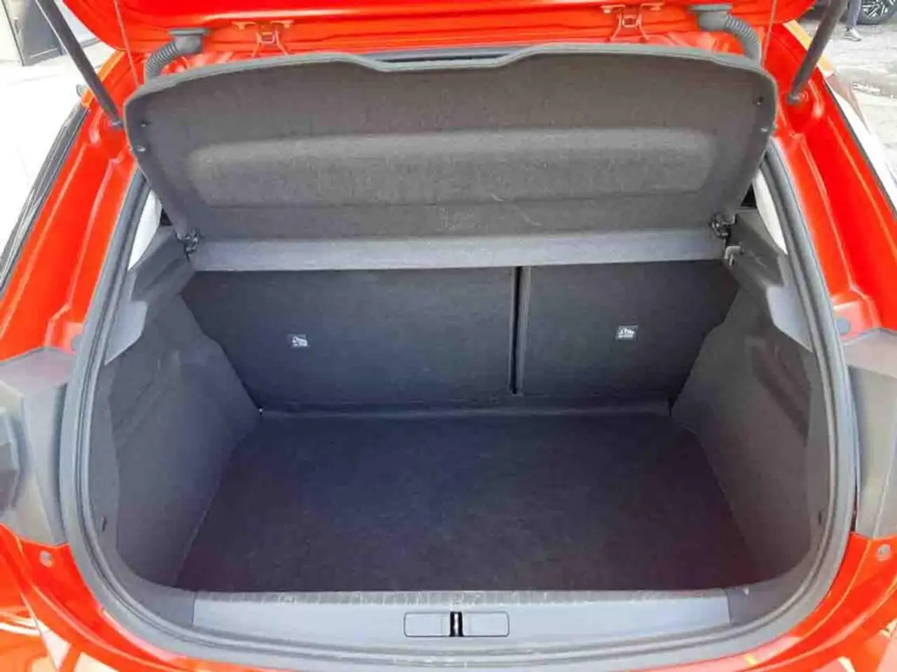 Opel Corsa 1.2 100 CV Edition 5