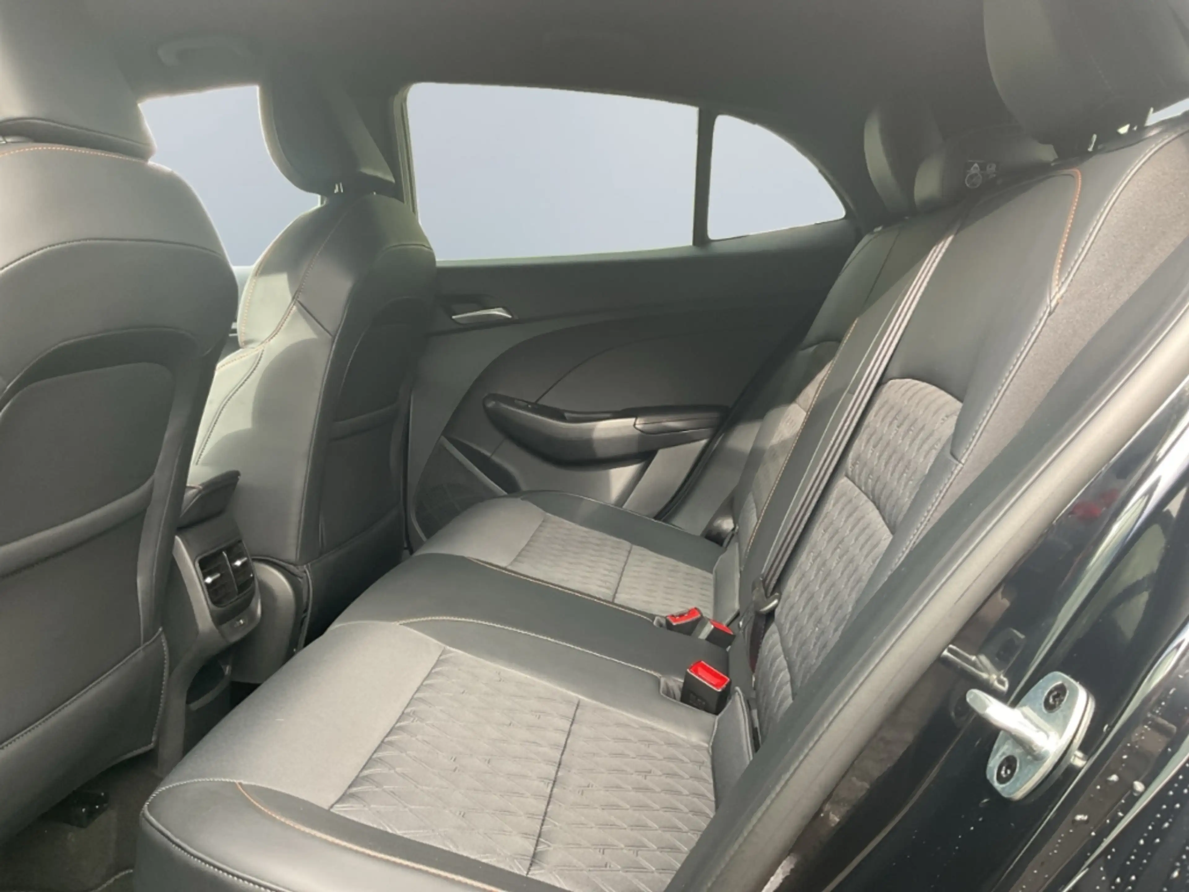 MG MG3 1.5 Hybrid+ Luxury *LED*360°*SHZ*Teilleder* — photo 15