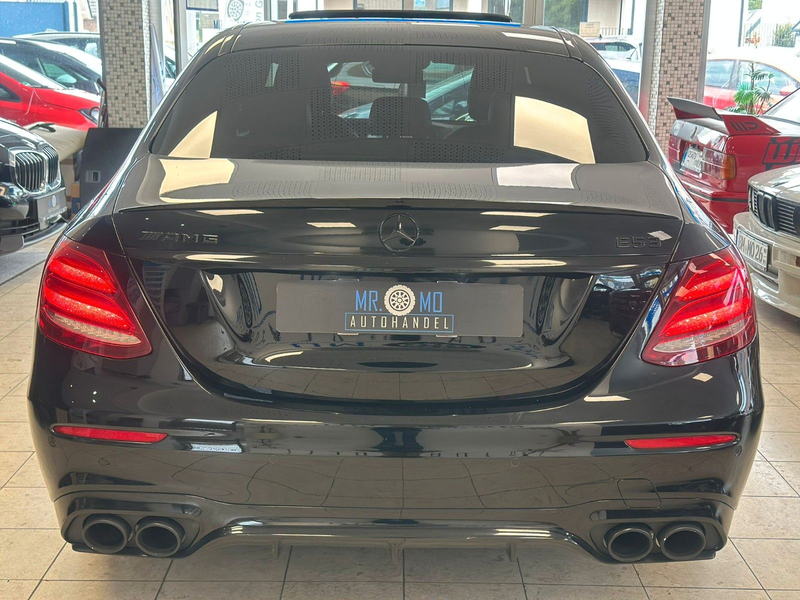 Mercedes-Benz E 53 AMG 4Matic+°ACC°Burmes°20Zoll°Schiebedach — photo 6