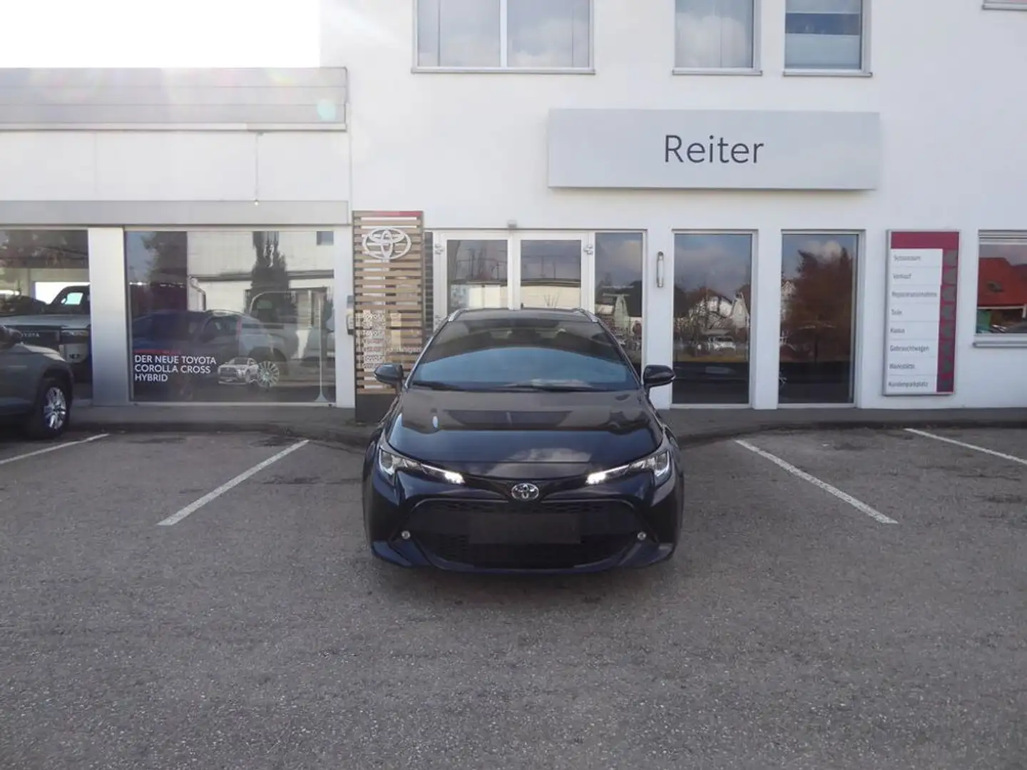 Toyota Corolla TS 1,8 Hybrid *MWST*NAVI* Braun - 1