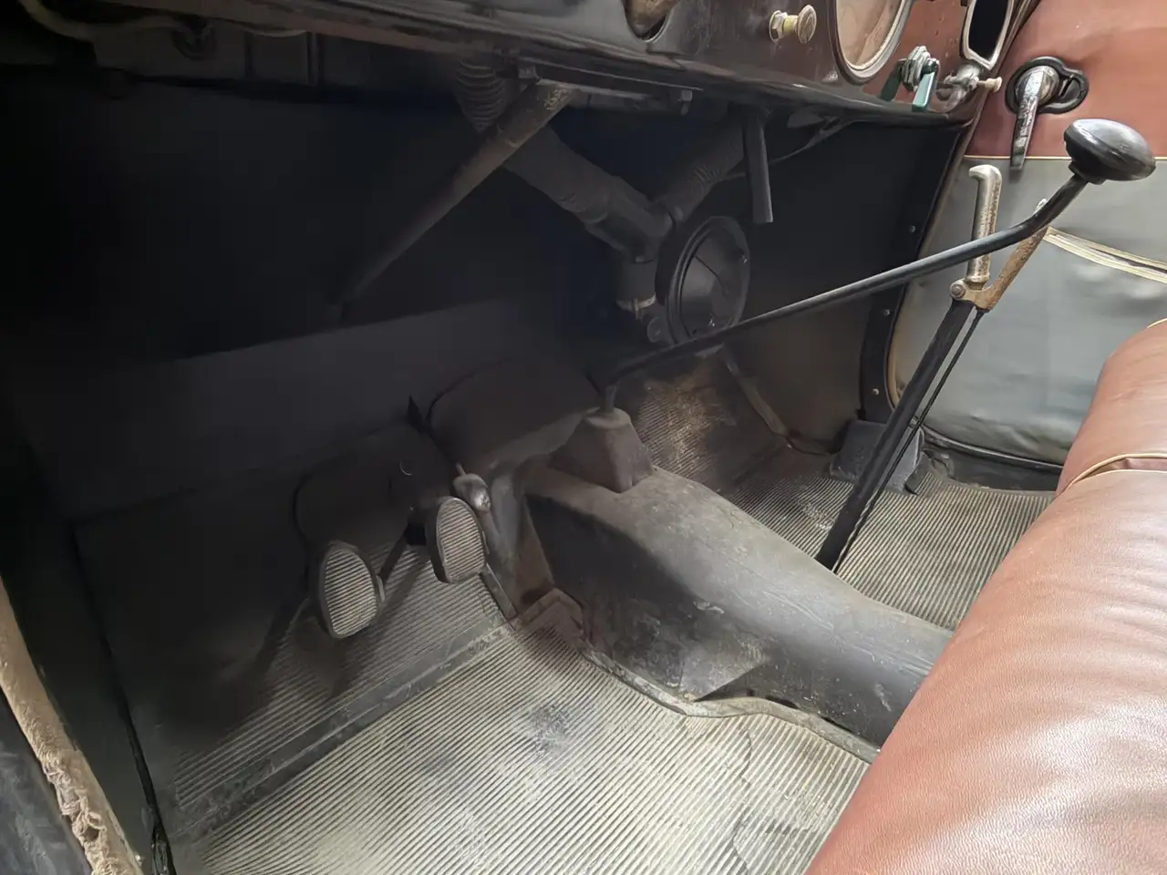 Peugeot 202, foto 12