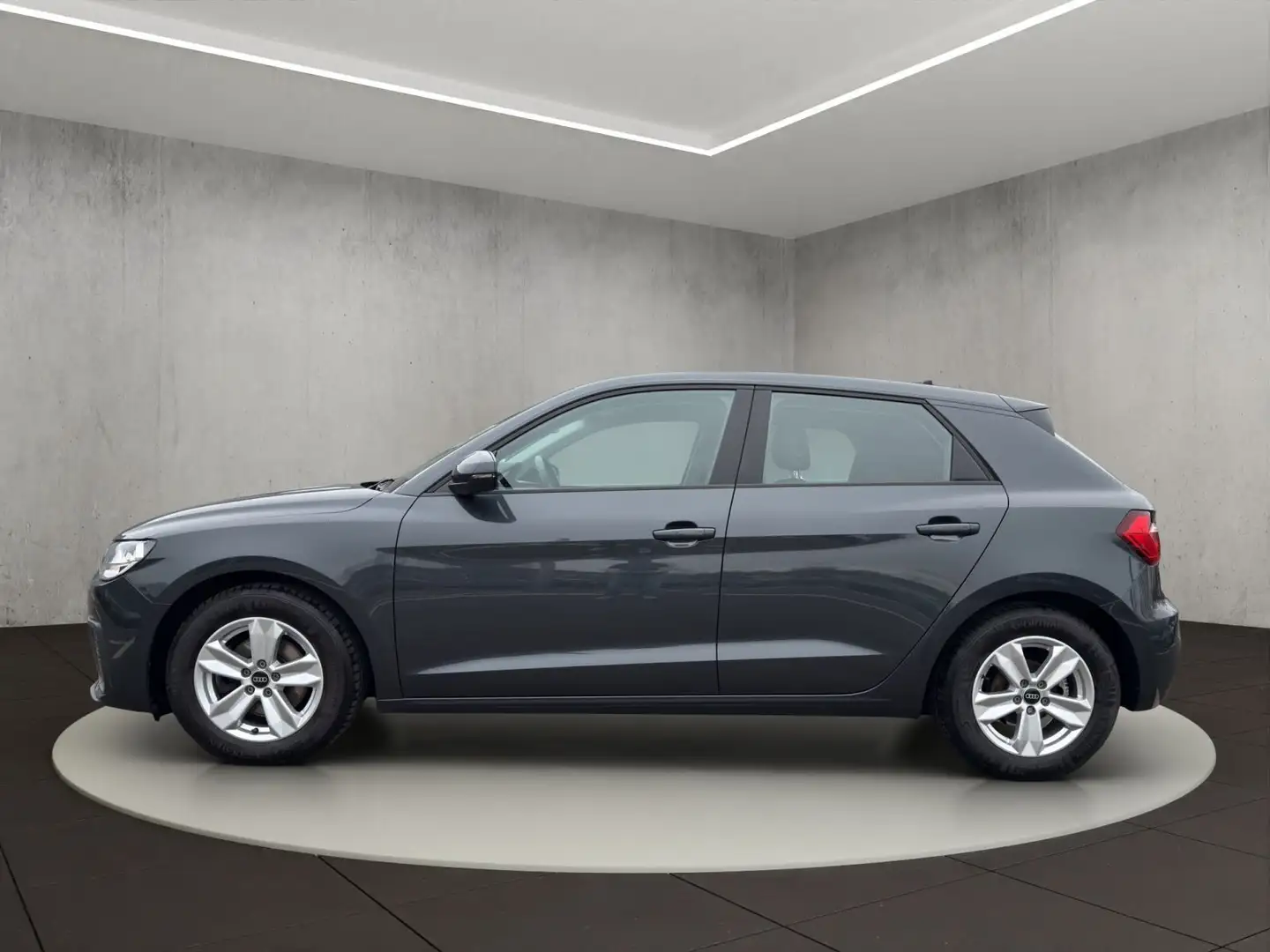 Audi A1 30 TFSI 81(110) kW(PS) Schaltgetrie Сірий - 2