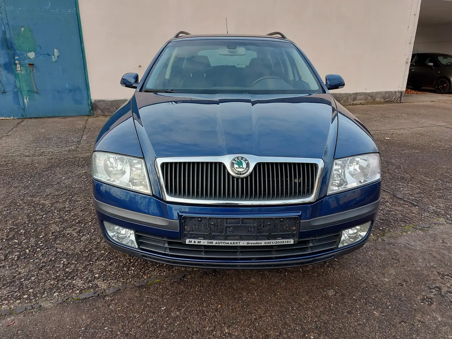 Skoda Octavia II Kombi 2.0 TDI Elegance Klimaaut Tempo Sitzh Eu4 Bleu - 2