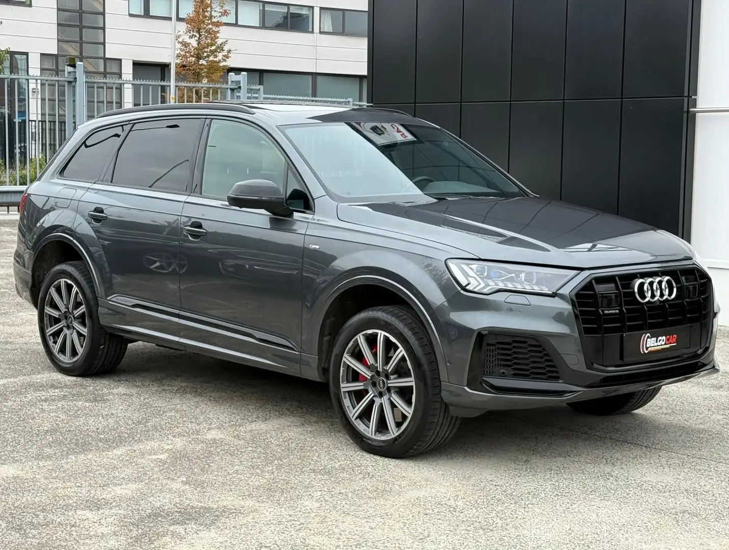 Audi Q7 Q7 60 TFSI e quattro tiptronic S line Grijs - 1
