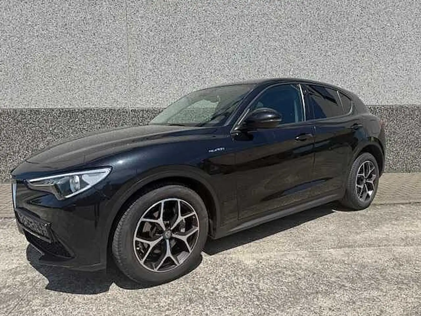 Alfa Romeo Stelvio DIESEL 2.2 MJD Super Noir - 1
