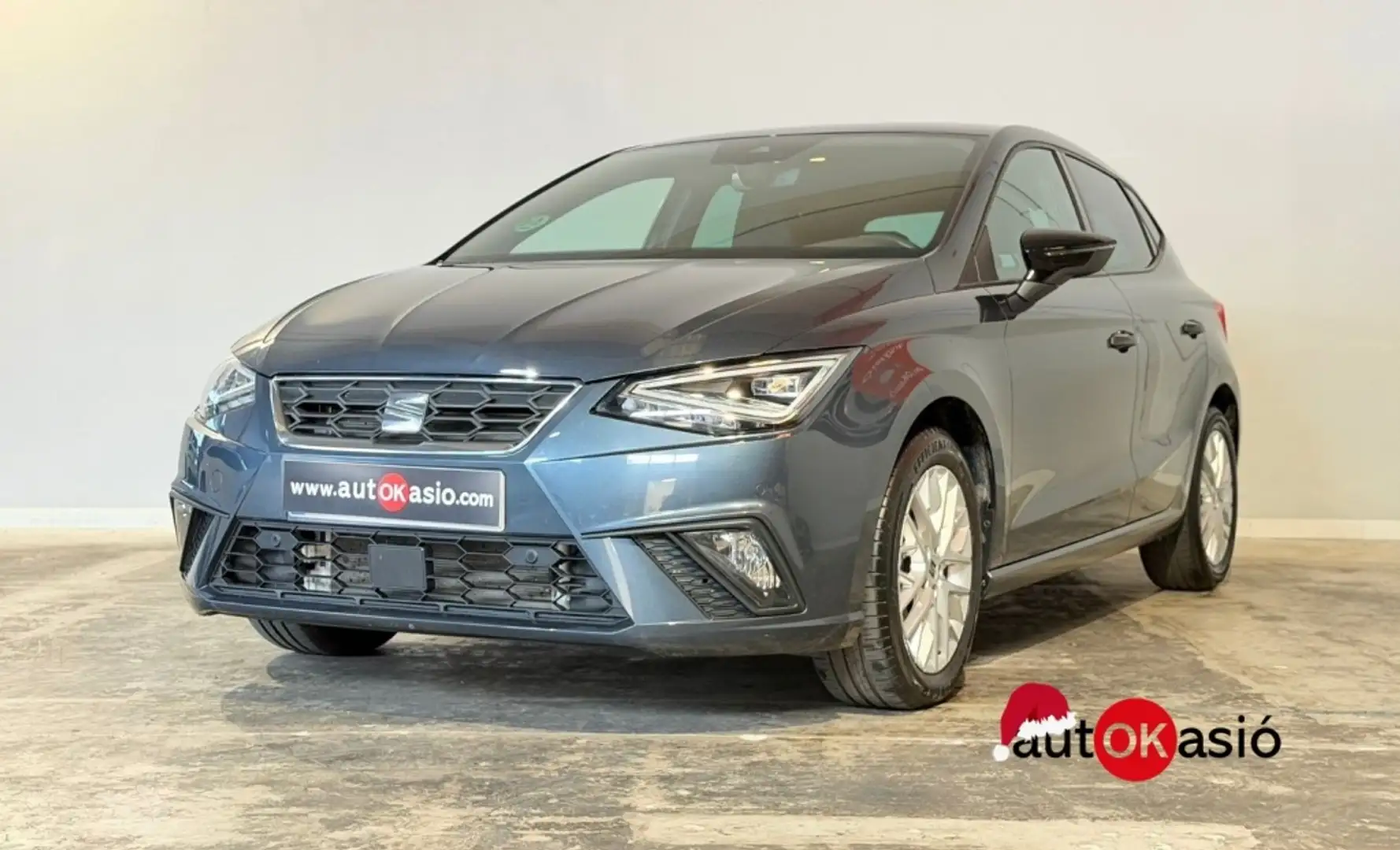 SEAT Ibiza 1.0 TSI S&S FR Salta 115 Grijs - 1