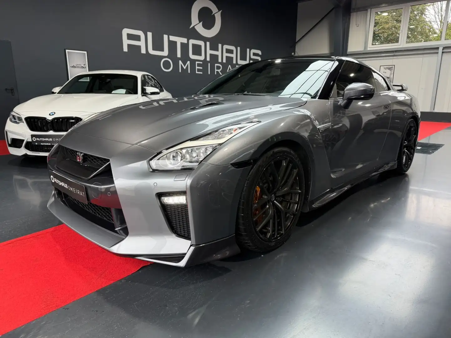 Nissan GT-R Black Edition MY17 Bose/Kamera/Carbon/Orig. Grau - 1