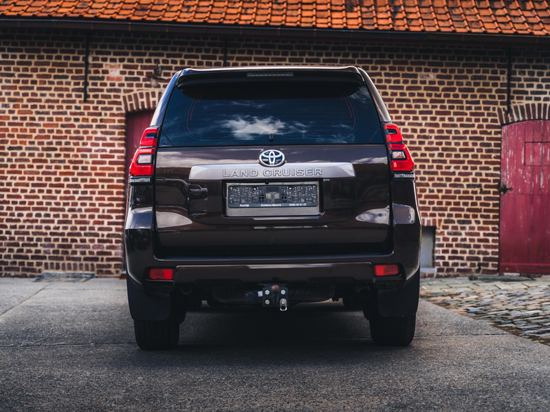 Toyota Land Cruiser Land Cruiser 2.8 D-4D — photo 4
