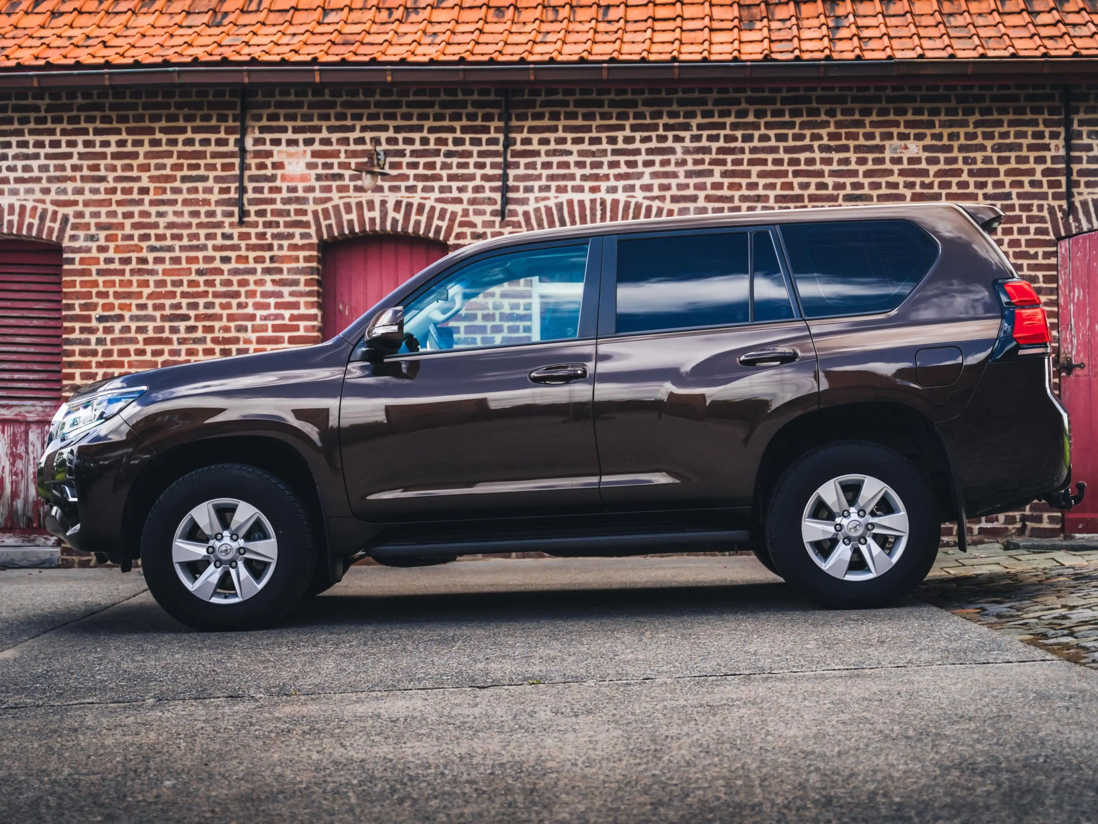 Toyota Land Cruiser Land Cruiser 2.8 D-4D — photo 2