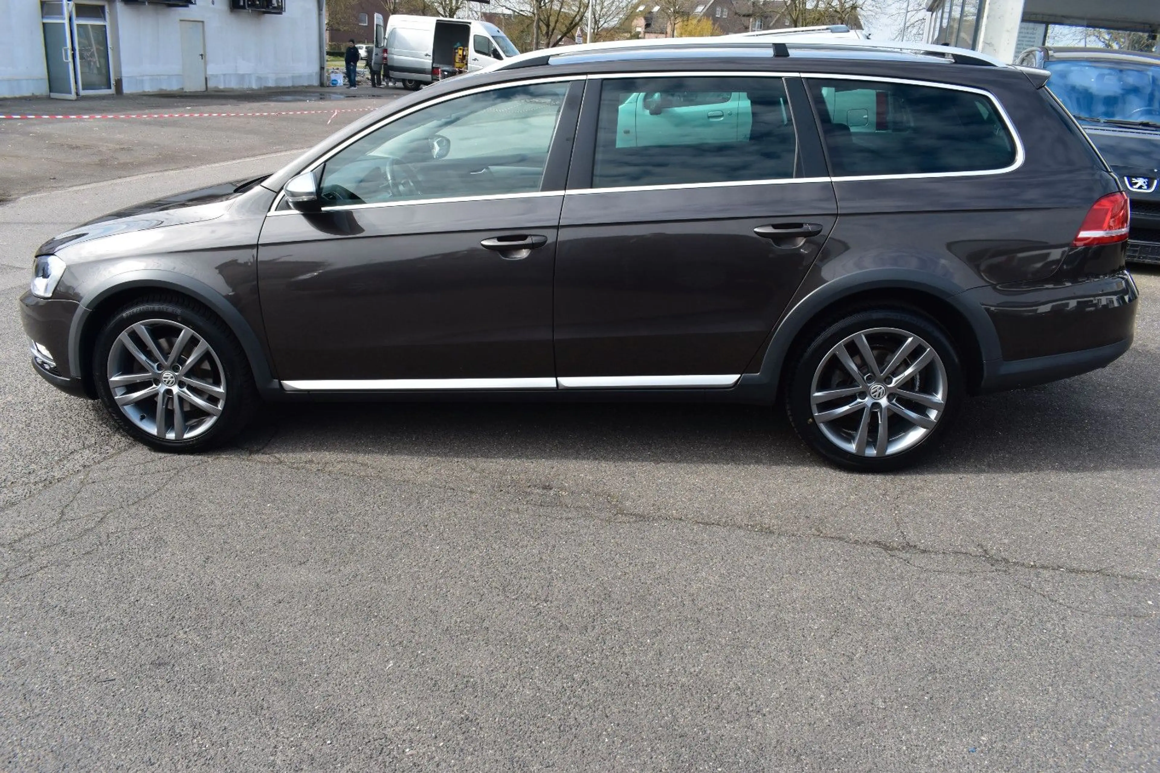 Volkswagen Passat Alltrack Variant Basis 4Motion *NAVI*AHK — photo 7