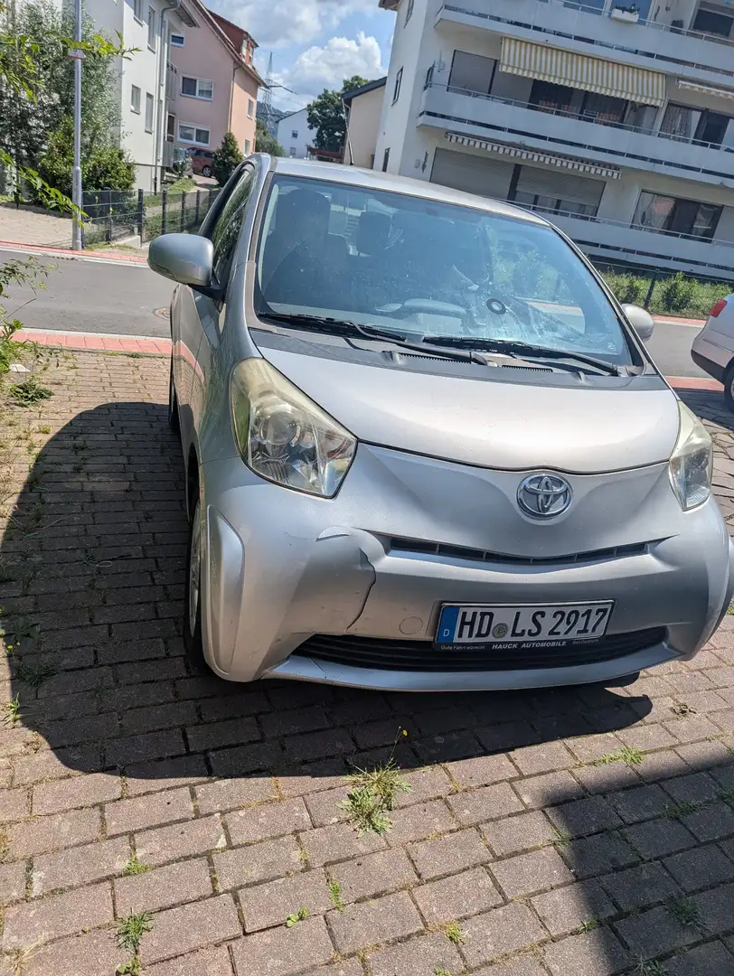 Toyota iQ 1.0 Multidrive - 2