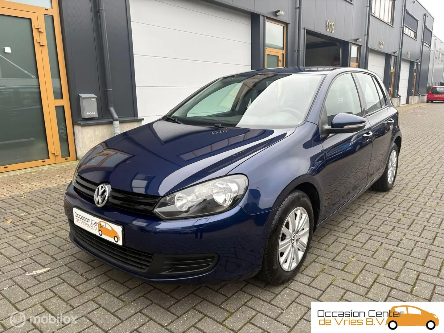 Volkswagen Golf 1.4 5-deursAircoVelgenStoelverwarmdBluetooth Blauw - 2