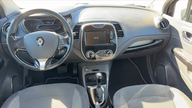 Renault Captur view 11
