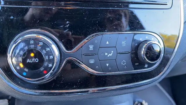 Renault Captur view 13