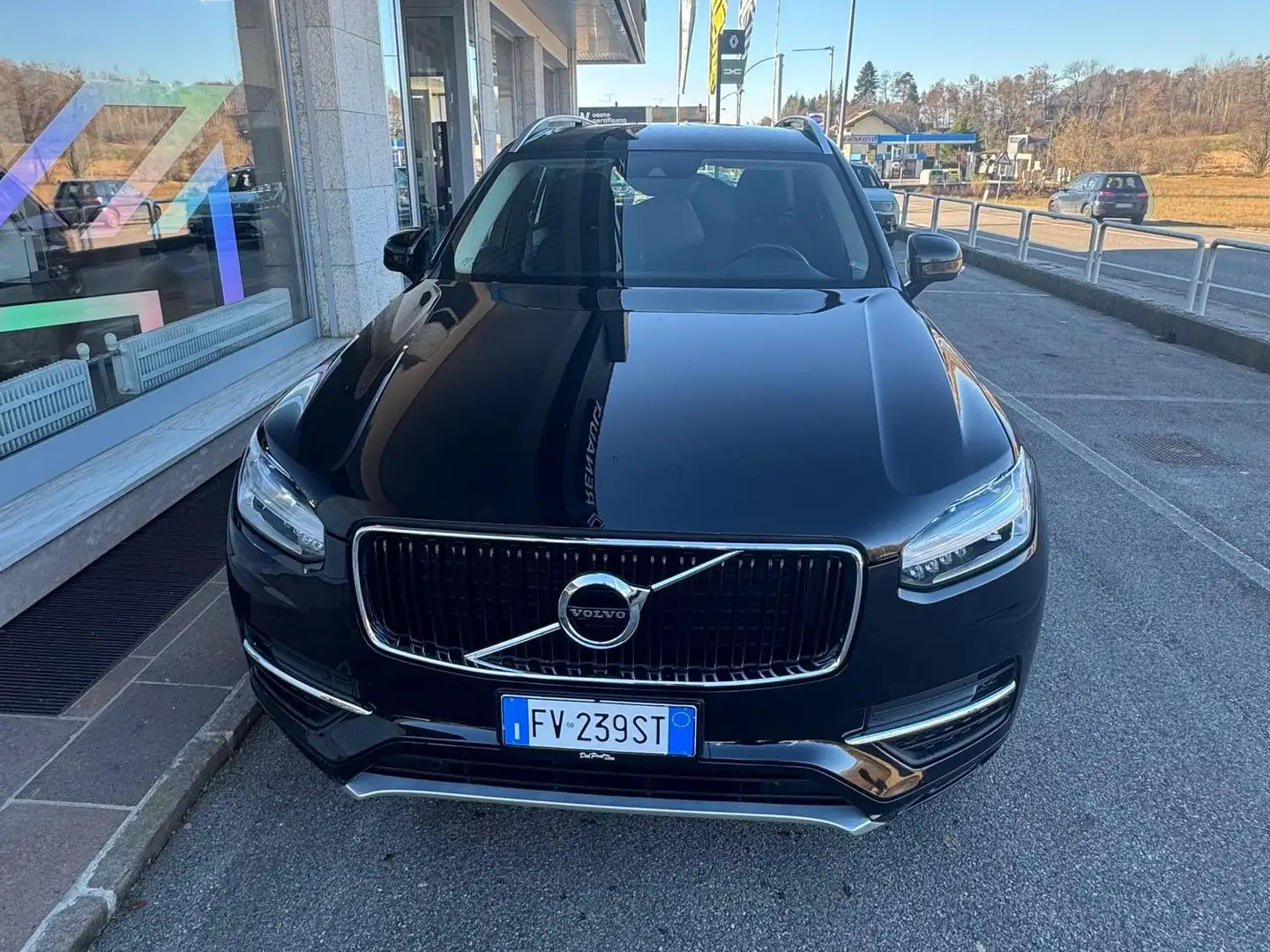 Volvo XC90 XC90 2.0 d5 Business Plus awd 235cv 7p Nero - 2