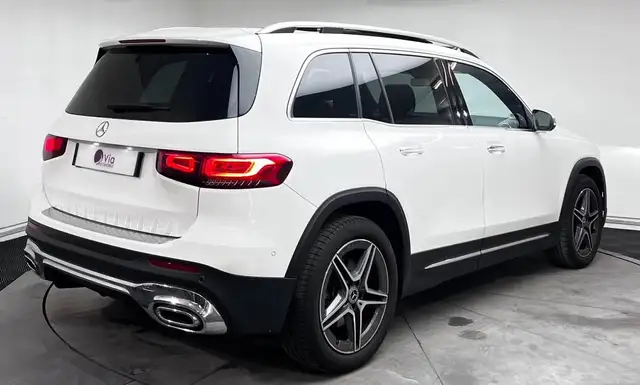 Mercedes-Benz GLB view 6