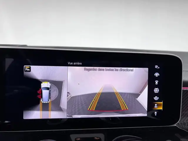 Mercedes-Benz GLB view 14