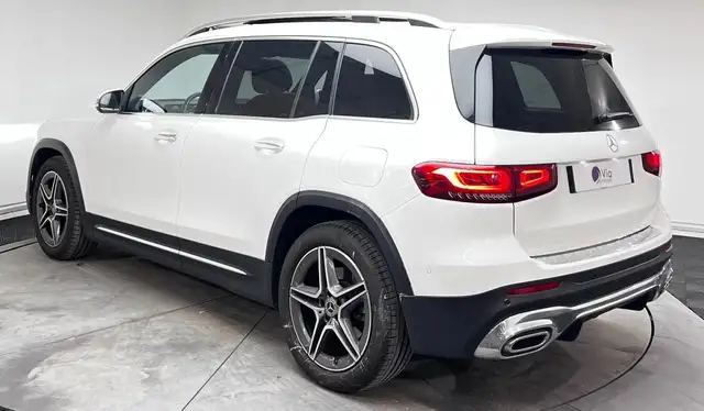 Mercedes-Benz GLB view 5