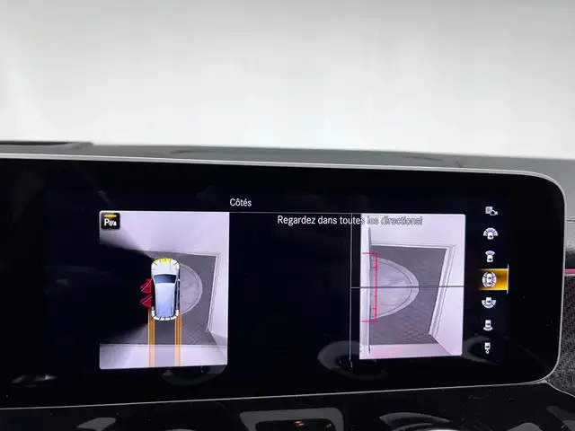 Mercedes-Benz GLB view 15