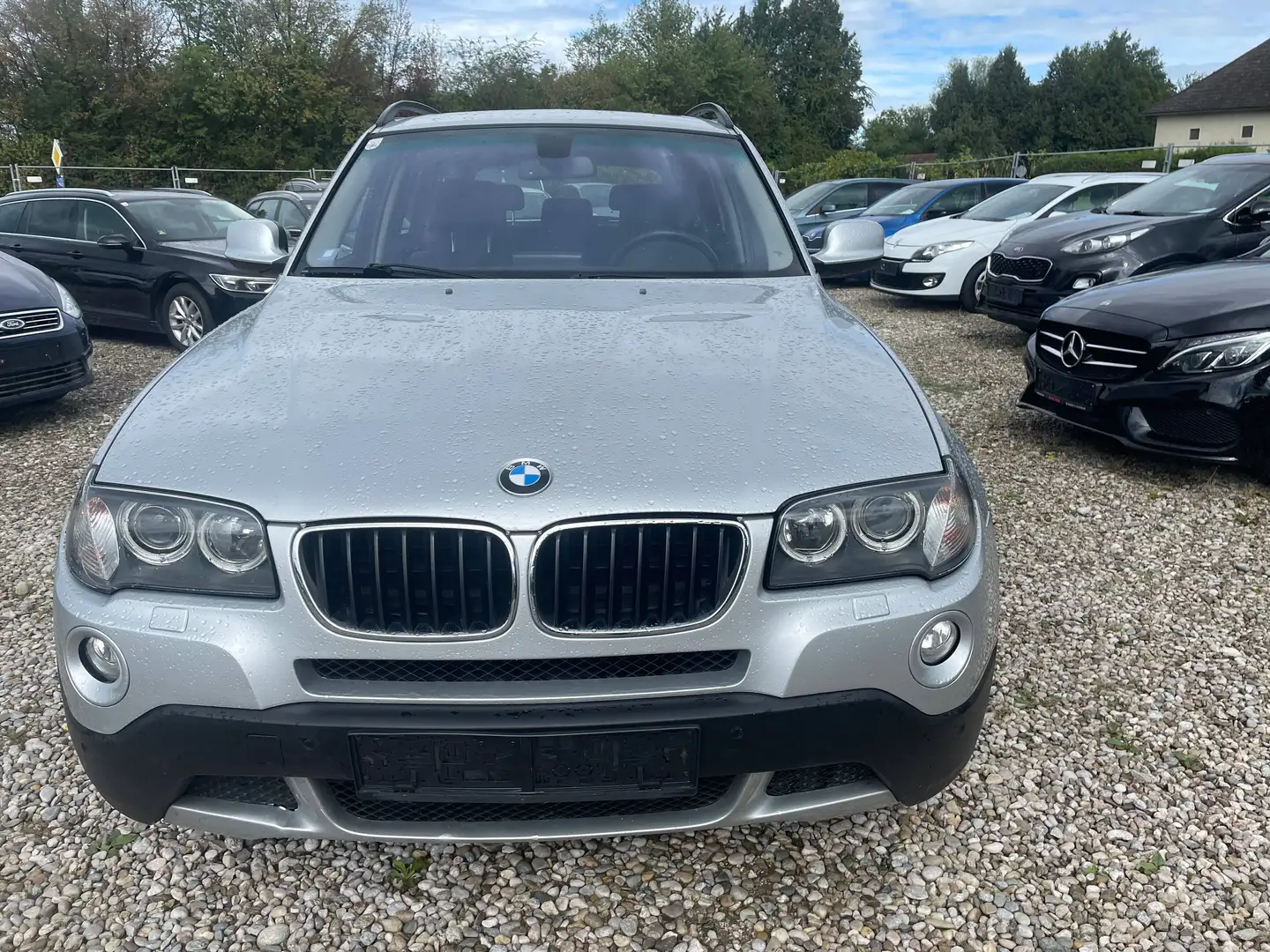 BMW X3 xDrive 18 d+panoramadach+lederausstattung Grau - 2