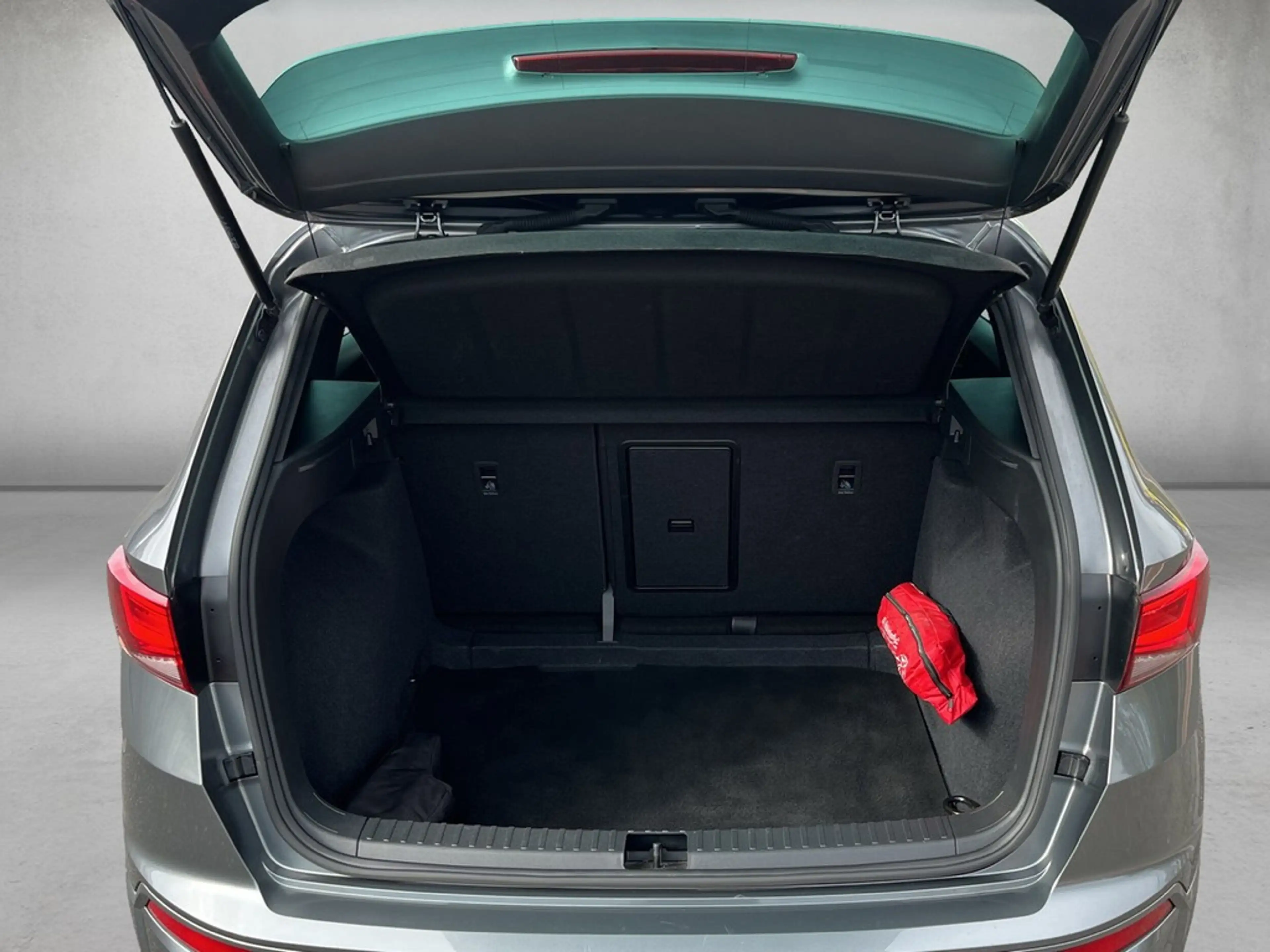 CUPRA Ateca 2.0 TSI 4Drive DSG *AHK* — photo 5