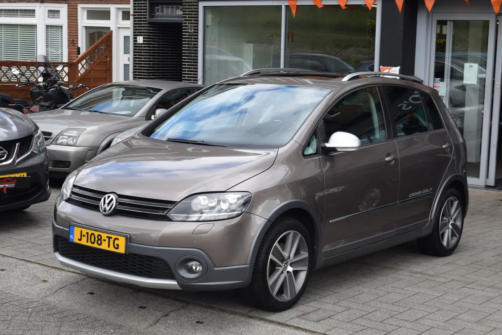 Volkswagen Cross Golf 1.4 TSI Automaat PDC Camera Xenon Schuifdak Braun - 2