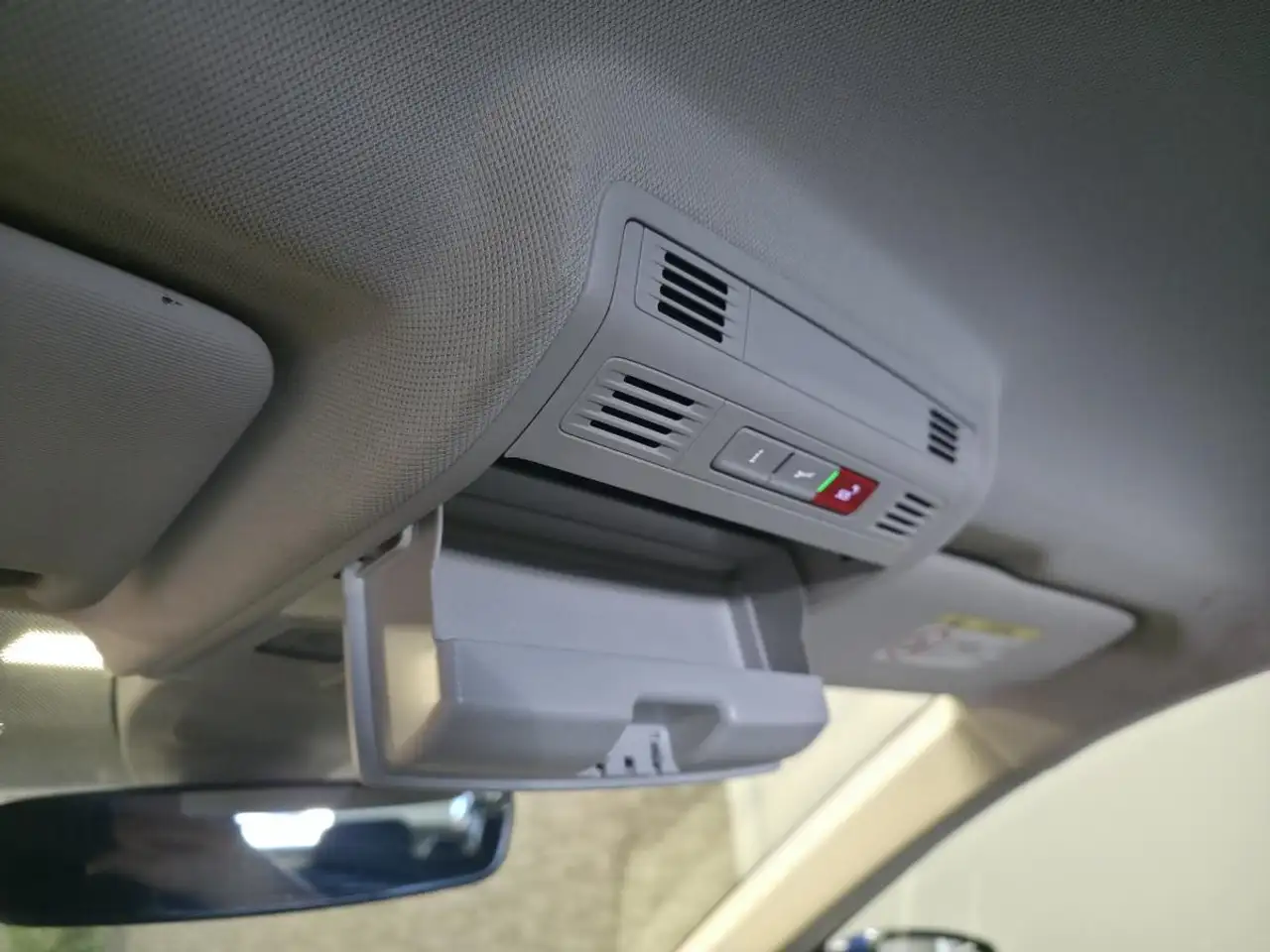 Volkswagen Polo Citadine 5 portes — photo 19