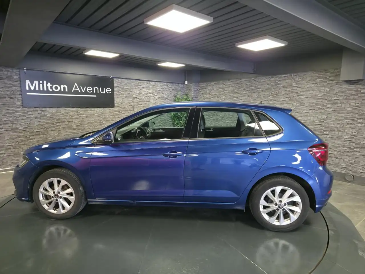 Volkswagen Polo Citadine 5 portes — photo 2