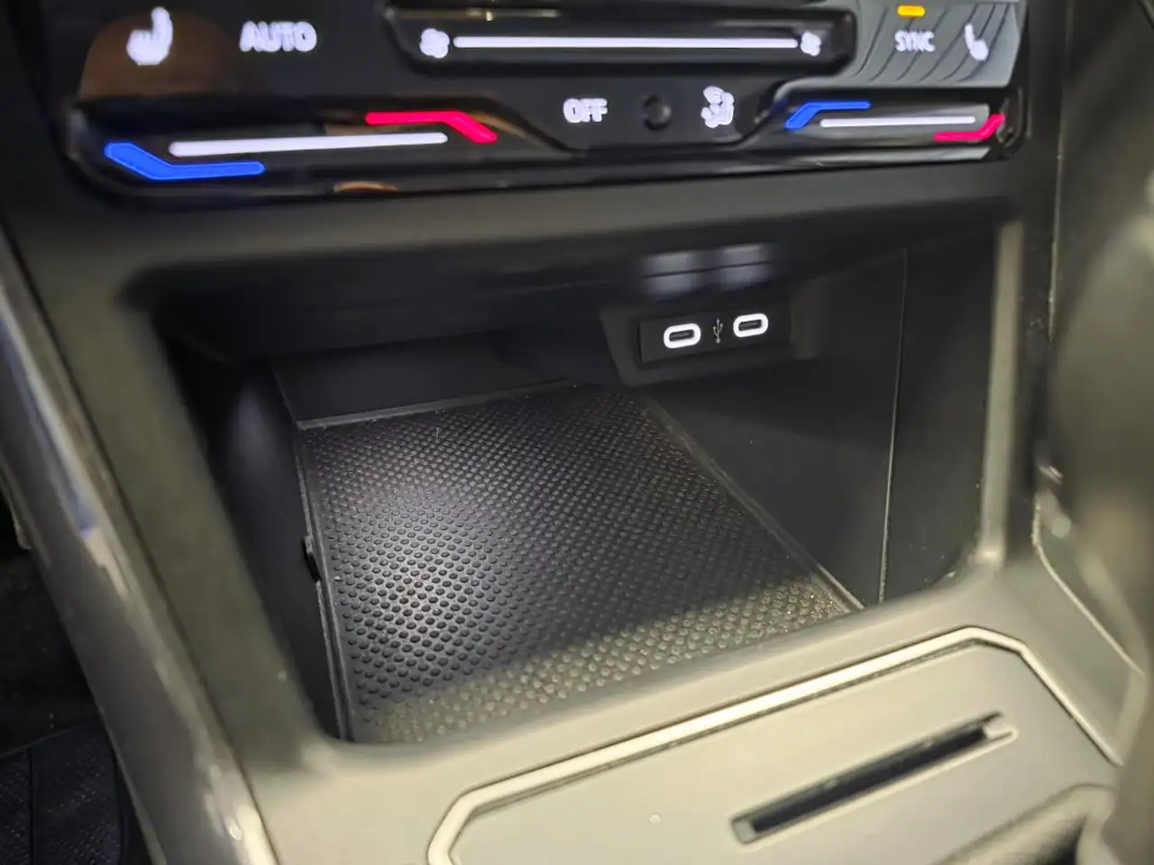 Volkswagen Polo Citadine 5 portes — photo 32