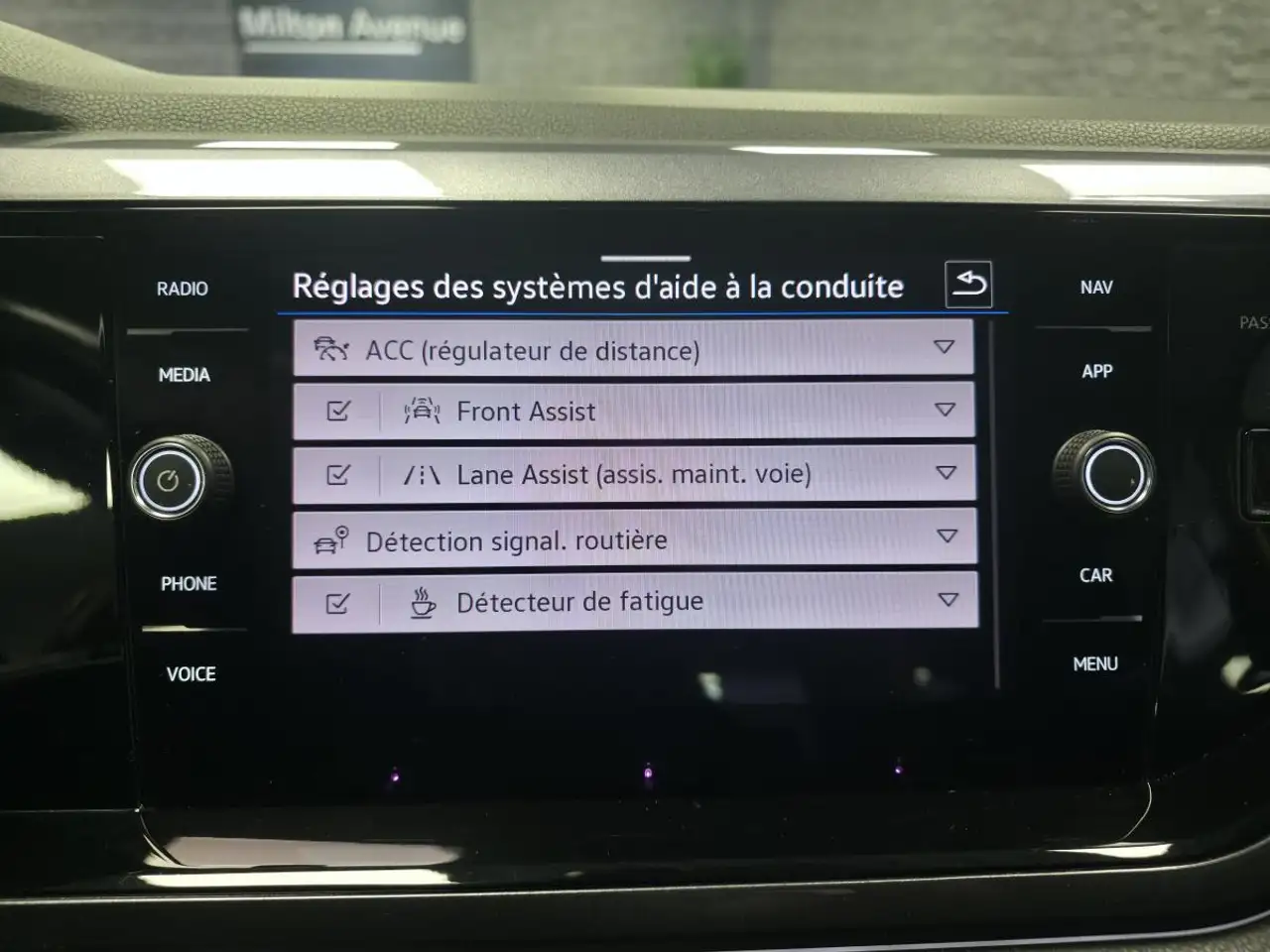 Volkswagen Polo Citadine 5 portes — photo 26