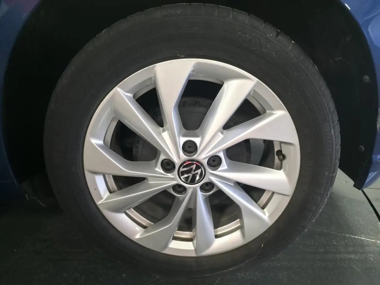Volkswagen Polo Citadine 5 portes — photo 40
