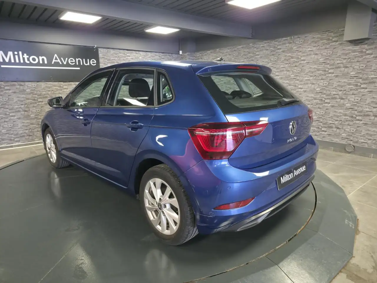 Volkswagen Polo Citadine 5 portes — photo 3