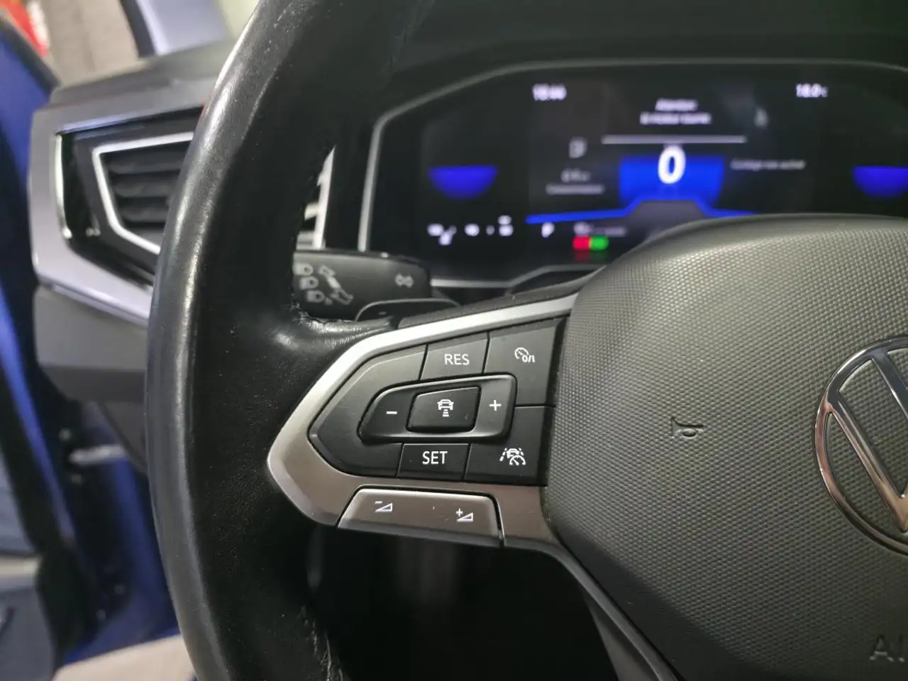 Volkswagen Polo Citadine 5 portes — photo 29