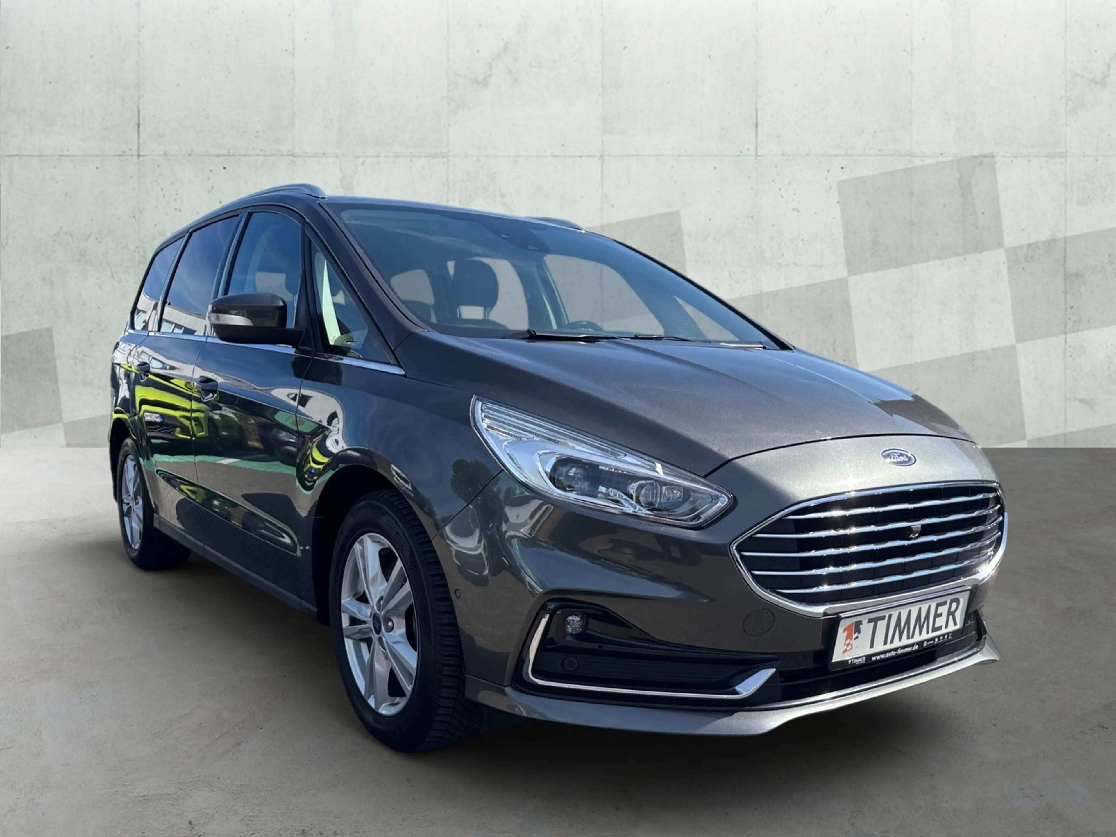 Ford Galaxy 2.0 EcoBlue Titanium *AHK*RFK*NAVI*7-Sitzer* — photo 4