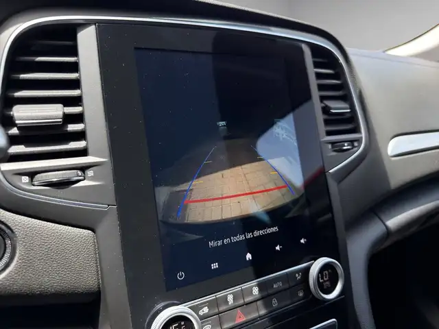 Renault Megane view 11