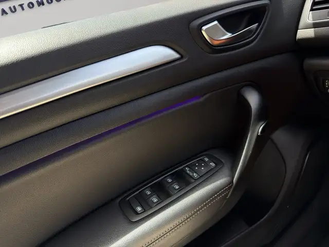 Renault Megane view 12