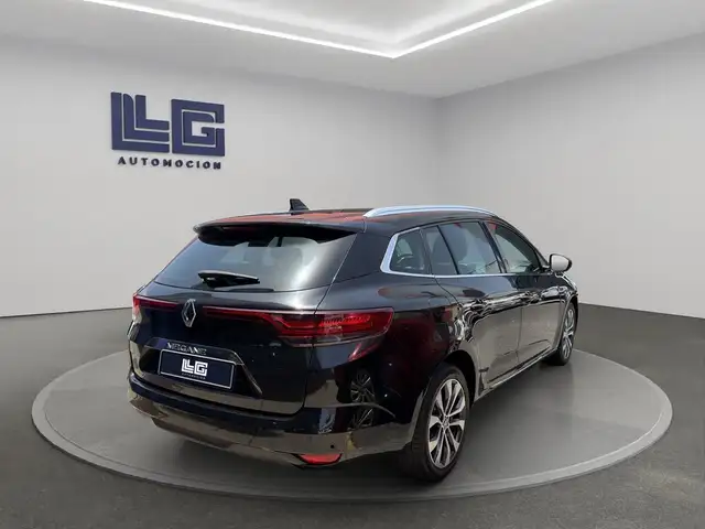 Renault Megane view 4