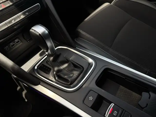 Renault Megane view 10