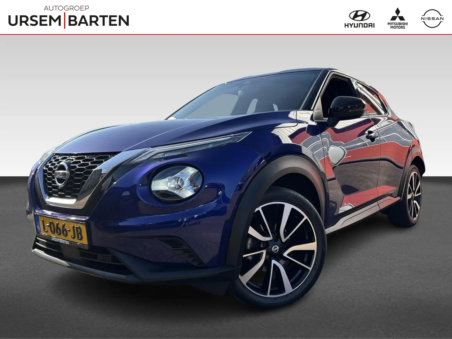 Nissan Juke 1.0 DIG-T N-Connecta Blau - 1