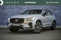 Volvo XC60 B5 Plus Dark | Trekhaak | Stoel/stuur verwarming | Grey - thumbnail 1