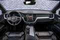 Volvo XC60 B5 Plus Dark | Trekhaak | Stoel/stuur verwarming | Grey - thumbnail 5