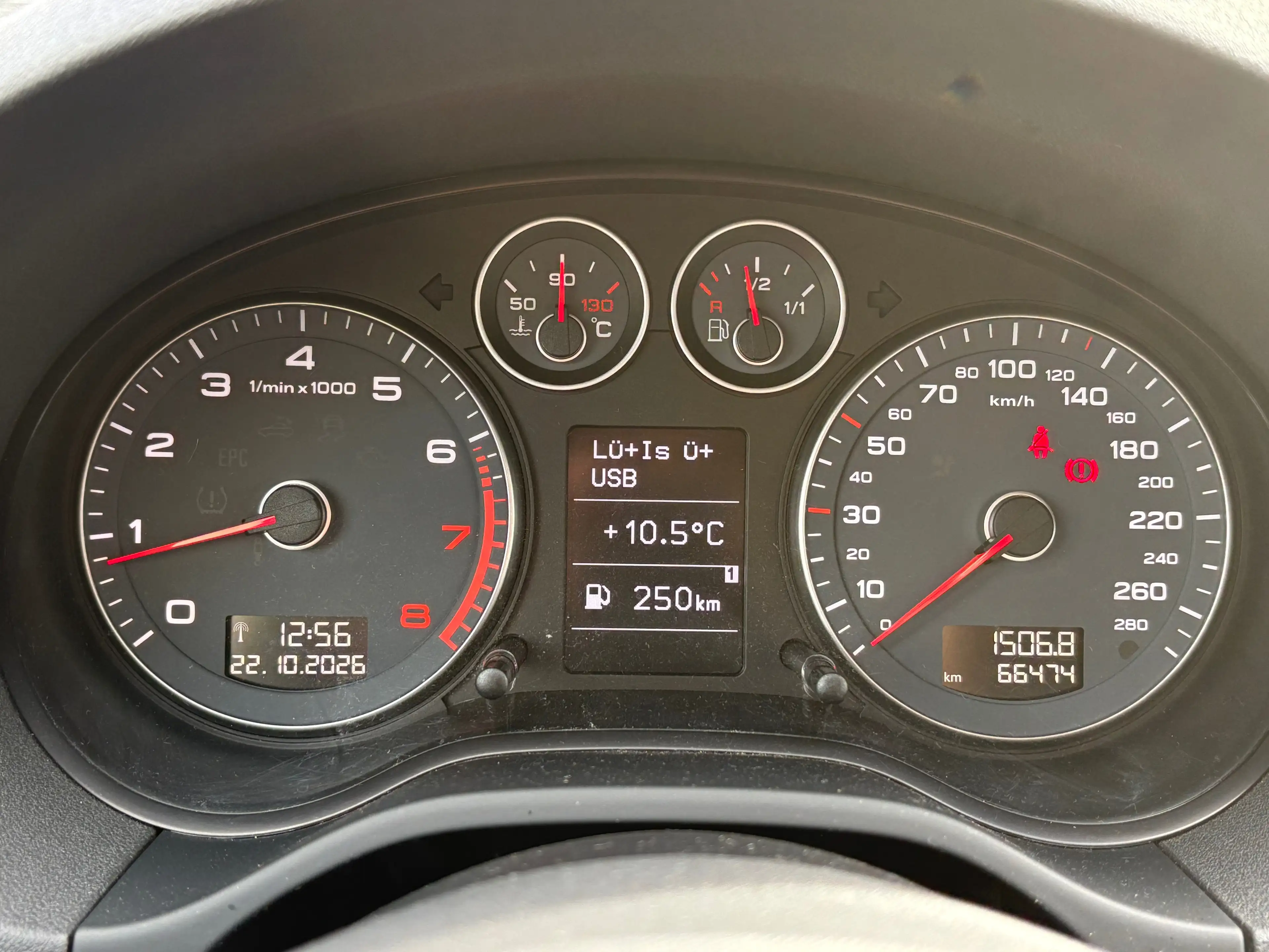 Audi A3 A3 Sportback 1.2 TFSI Attraction Start/Stop — photo 10