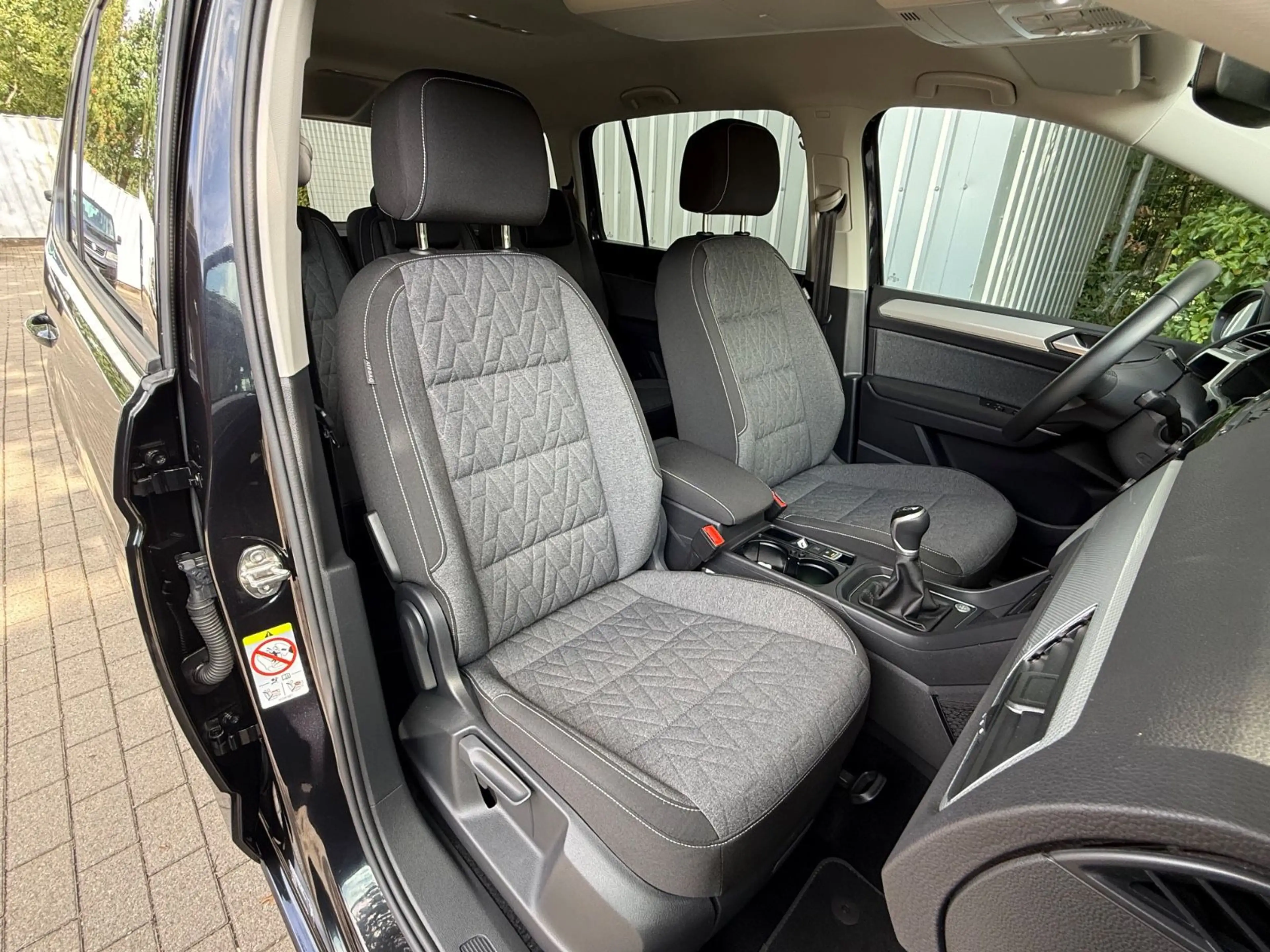 Volkswagen Touran 1.5TSI Move AppConnect/ACC/SHZ/PDC/BLIS — photo 9