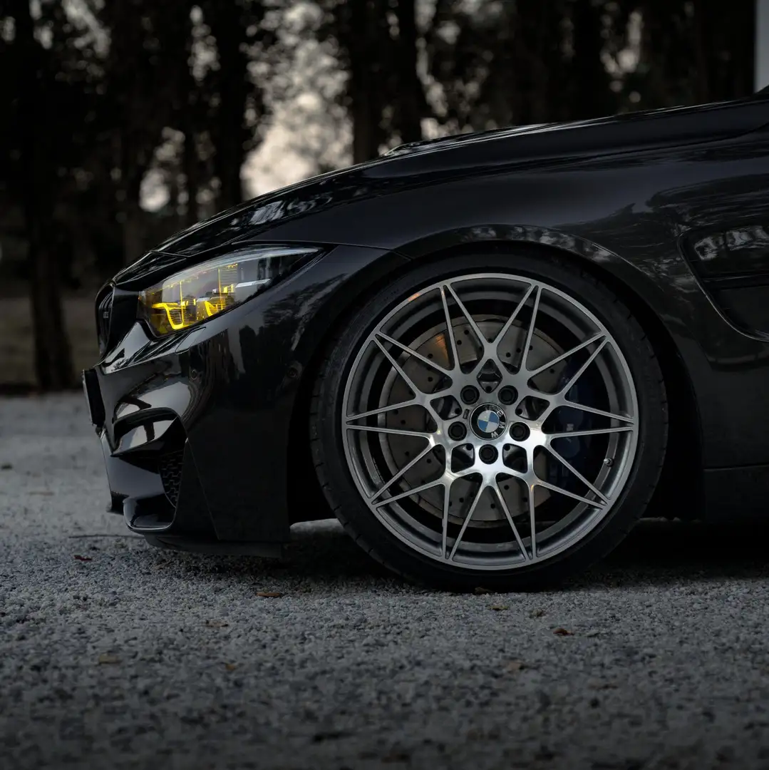 BMW M3 M-DKG Aut. (F80) Finanzierung Möglich Коричневий - 2