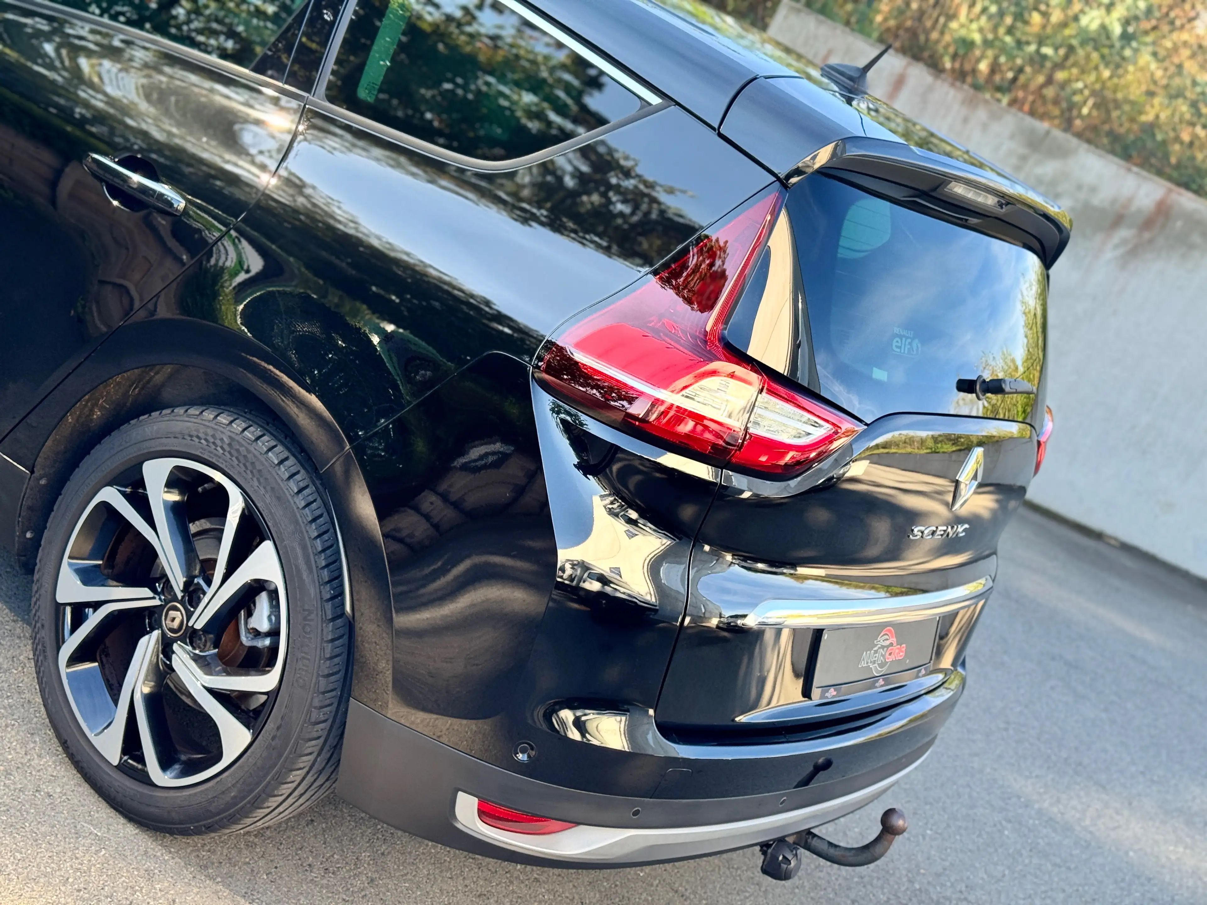 Renault Grand Scenic Grand Scénic 1.7 Blue dCi (EU6.2) — photo 9