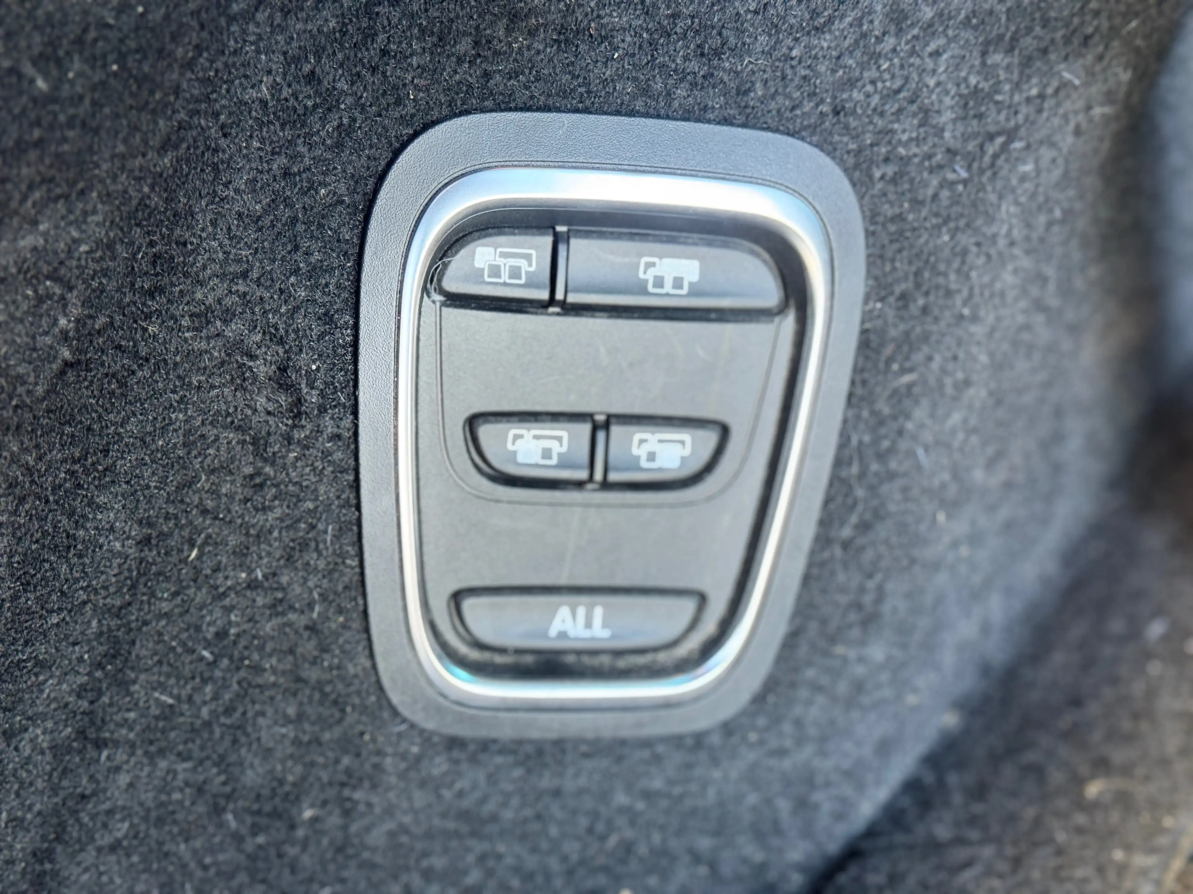 Renault Grand Scenic Grand Scénic 1.7 Blue dCi (EU6.2) — photo 11