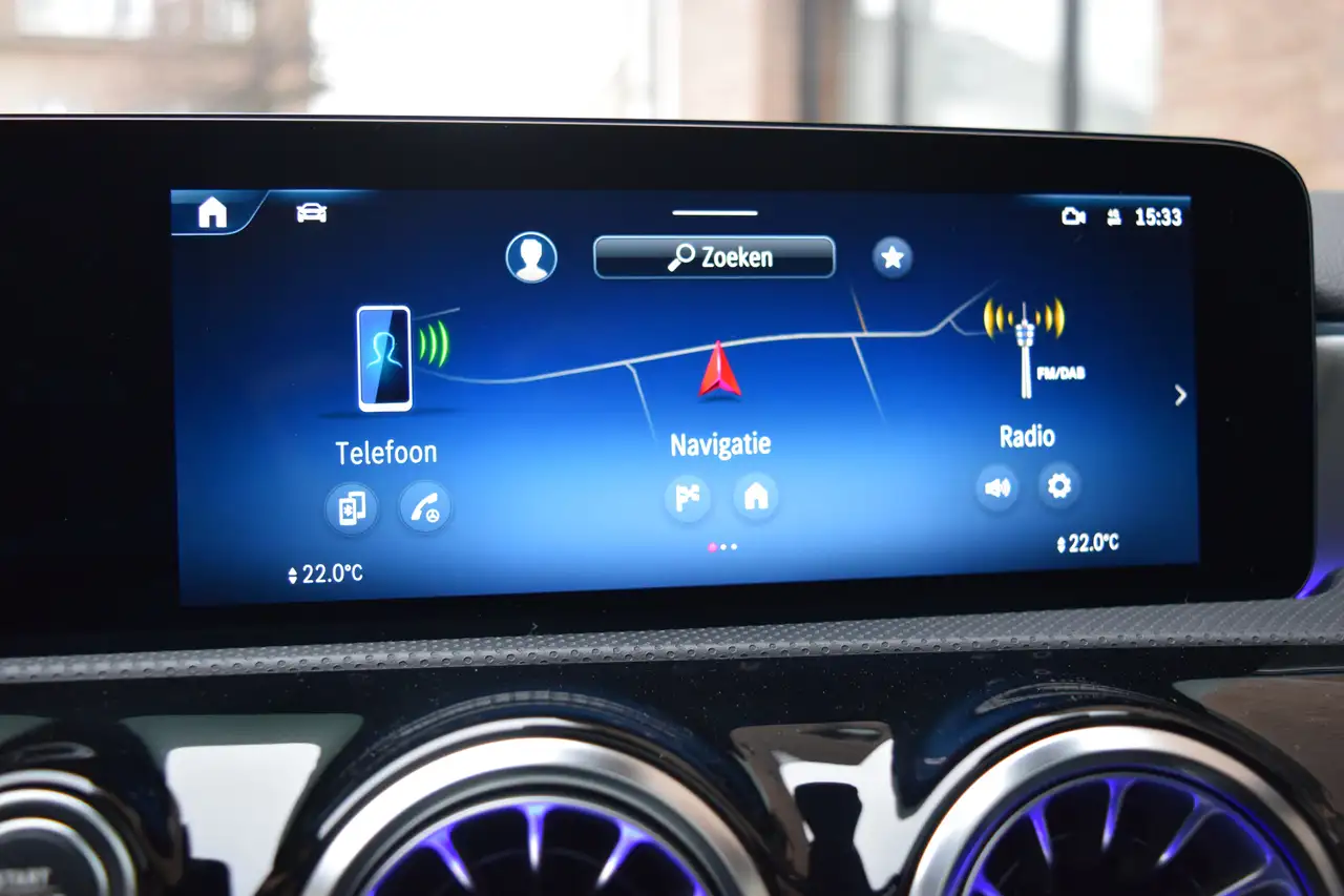 Mercedes-Benz A-Class 7G-DCT AMG- NAVI / BURMESTER PACK /PANO OPENDAK, миниатюра 11