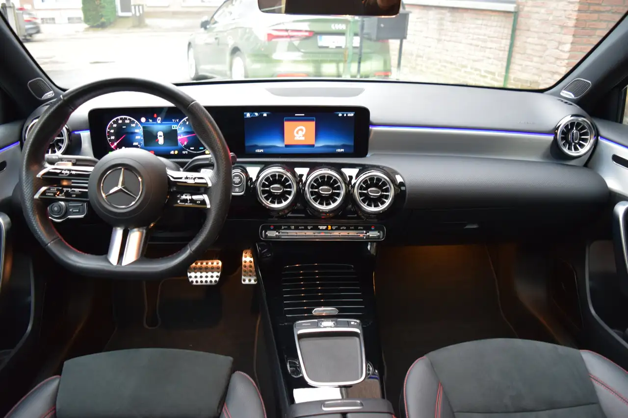Mercedes-Benz A-Class 7G-DCT AMG- NAVI / BURMESTER PACK /PANO OPENDAK, миниатюра 25